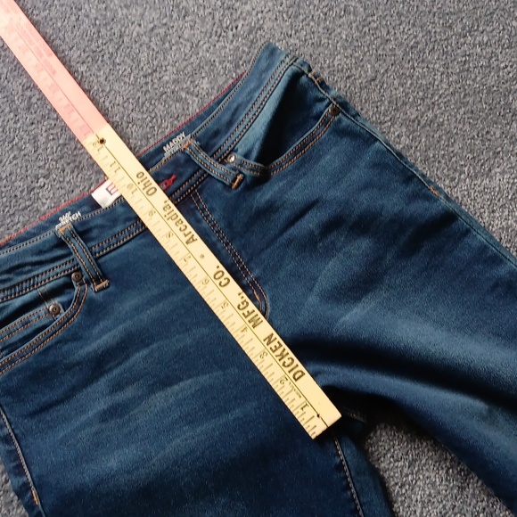 Jeans - Picture 6 of 6